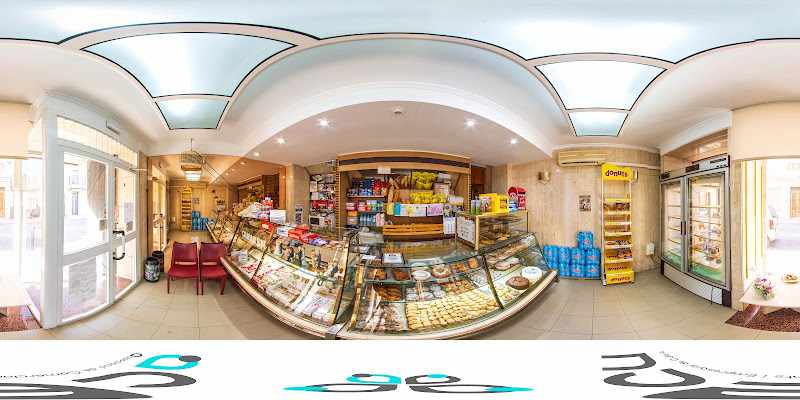 Fotografia tomada fuera de Pastisseria Camarena - Pastelería en Cullera, Valencia