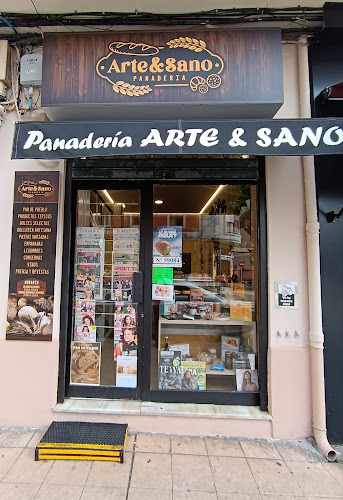 Fotografia tomada fuera de Panadería Arte & Sano - Comercio en León, León