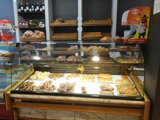 Fotografia tomada fuera de Panadería y repostería CHOKOPAN. - Panadería en Huesca, Huesca