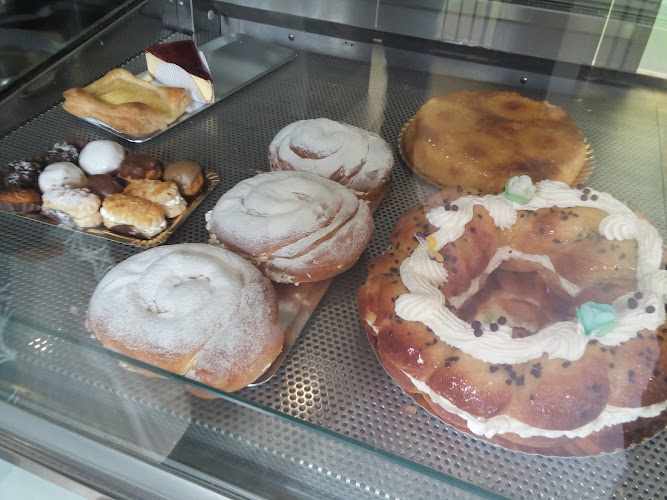 Fotografia tomada fuera de Panadería Míguez - Pastelería en Sigüeiro, A Coruña