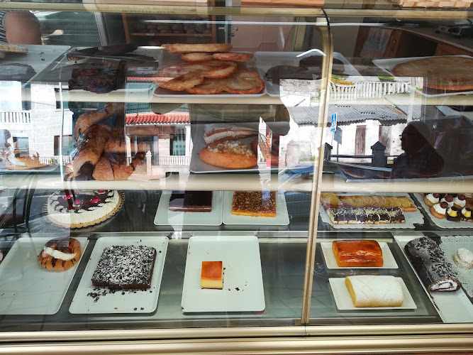Fotografia tomada fuera de Pastelería La Granja - Cafetería en Sanxenxo, Pontevedra