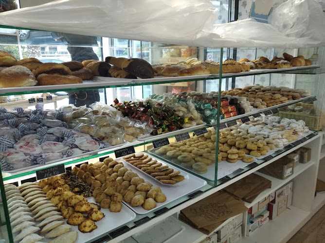 Fotografia tomada fuera de Horno-Panaderia Mery Toña - Panadería en Alicante, Alicante