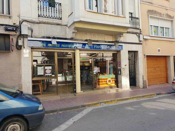 Fotografia tomada fuera de Panadería Fleca Roca - Forn de pa en Sabadell, Barcelona