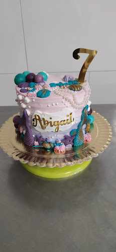 Fotografia tomada fuera de Pastelería Reina de Cisne - Pastelería en Sabadell, Barcelona