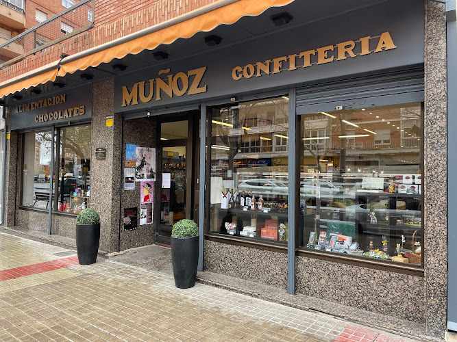Fotografia tomada fuera de Muñoz - Pastelería en Teruel, Teruel