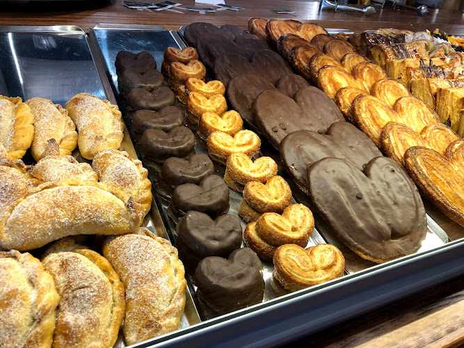 Fotografia tomada fuera de Fresquet Riumar - Panadería en Riumar, Tarragona