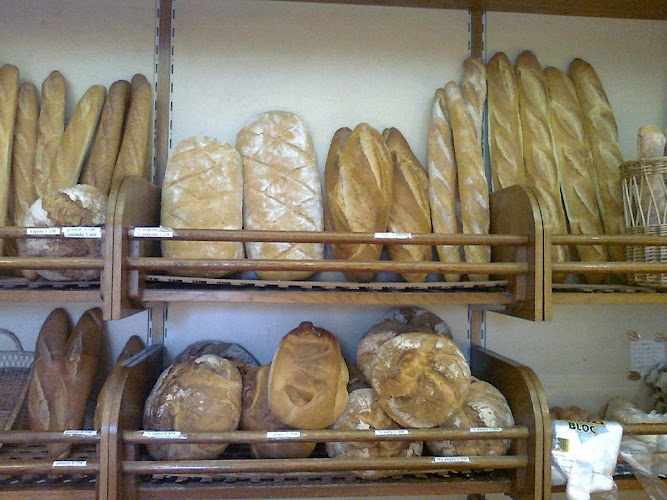 Fotografia tomada fuera de Forn de pa Alsina - Bakery en Ripollet, Barcelona