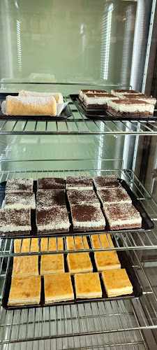 Fotografia tomada fuera de L'Obrador de Ponent Sense Gluten - Panadería en Juneda, Lérida