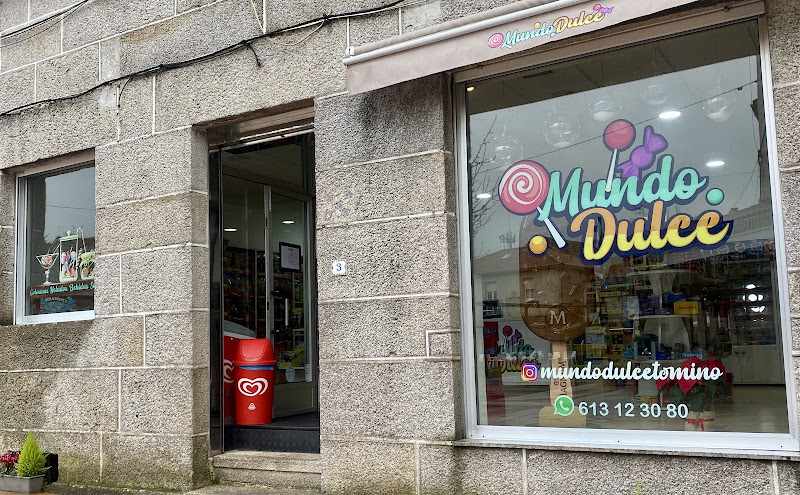 Fotografia tomada fuera de Mundo dulce - Tienda de golosinas en Tomiño, Pontevedra