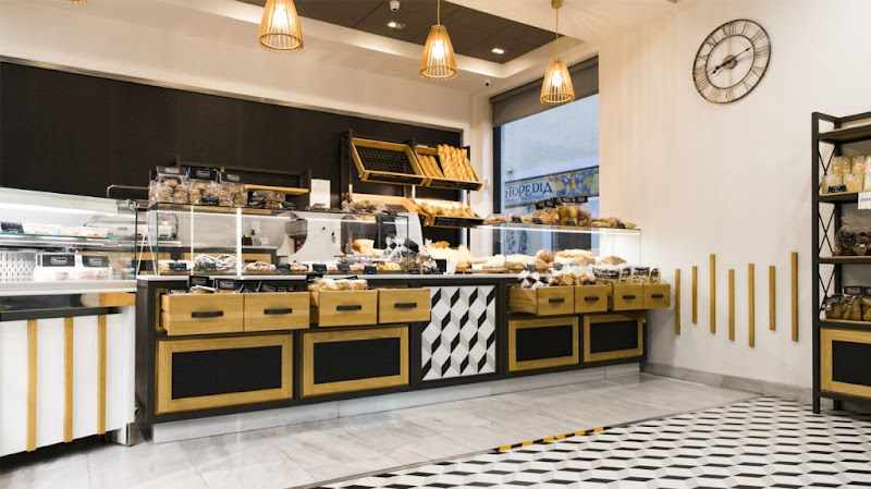 Fotografia tomada fuera de Panadería Juan - Panadería en Toledo, Toledo