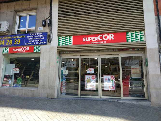 Fotografia tomada fuera de Supercor - Supermercado en Madrid, Madrid