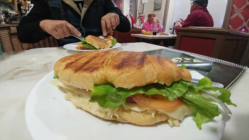 Fotografia tomada fuera de Cafetería El Ramal - cafeterías en Tejina, Santa Cruz de Tenerife