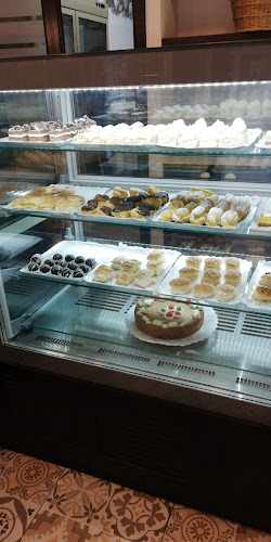 Fotografia tomada fuera de Pastelería Marán en Caldas de Reyes - Pastelería en Caldas de Reis, Pontevedra