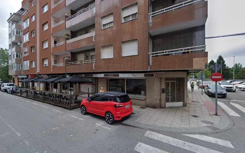 Fotografia tomada fuera de A despensa de Piñeiro - Panadería en Vilagarcía de Arousa, Pontevedra