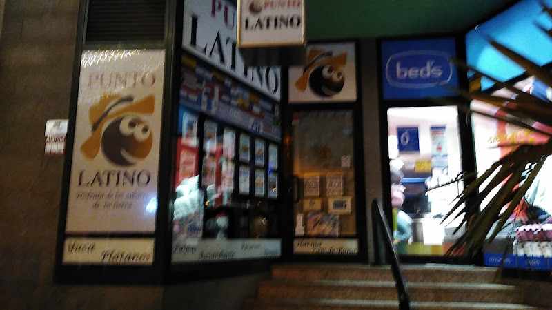 Fotografia tomada fuera de Punto Latino - Tienda de alimentación en Los Llanos, Santa Cruz de Tenerife
