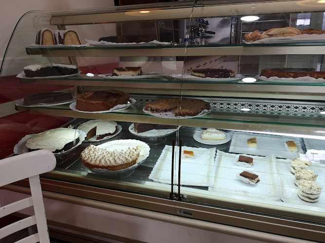 Fotografia tomada fuera de Pastelería La Cerdaña - Pastelería en Sta Brígida, Las Palmas