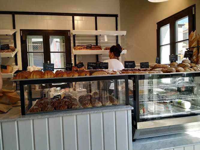 Fotografia tomada fuera de Palma Bread - home of the cinnamon bun - Bageri en Palma, Baleares