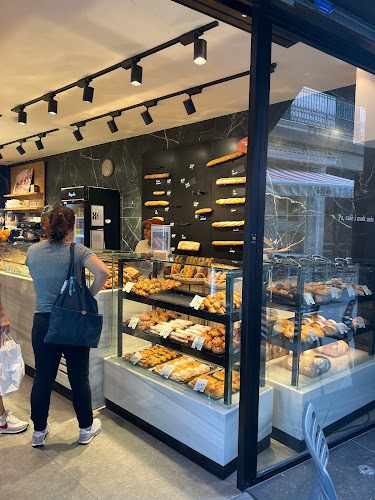 Fotografia tomada fuera de 365 Obrador - cafeterías en Sitges, Barcelona