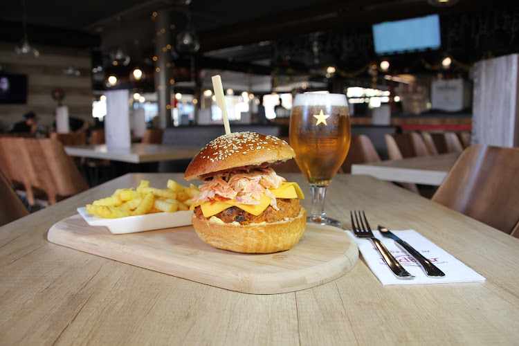 Fotografia tomada fuera de Redbar 24h Sitges - restaurantes en Sitges, Barcelona