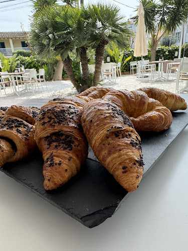 Fotografia tomada fuera de Utopia Sitges - restaurantes en Sitges, Barcelona