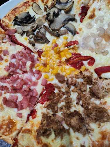 Fotografia tomada fuera de Croissanteria - Pizzeria Oh La La - cafeterías en Sestao, Vizcaya