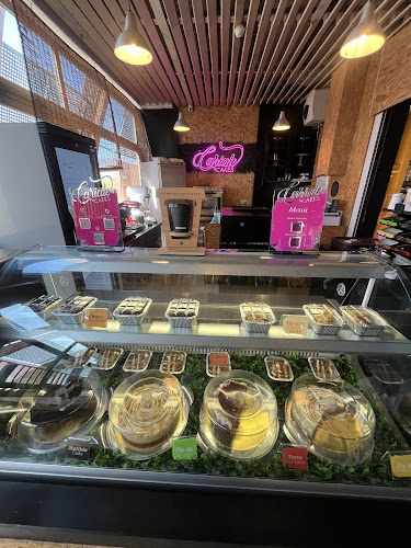 Fotografia tomada fuera de Cariale Cakes - Pastelería en Los Cristianos, Santa Cruz de Tenerife