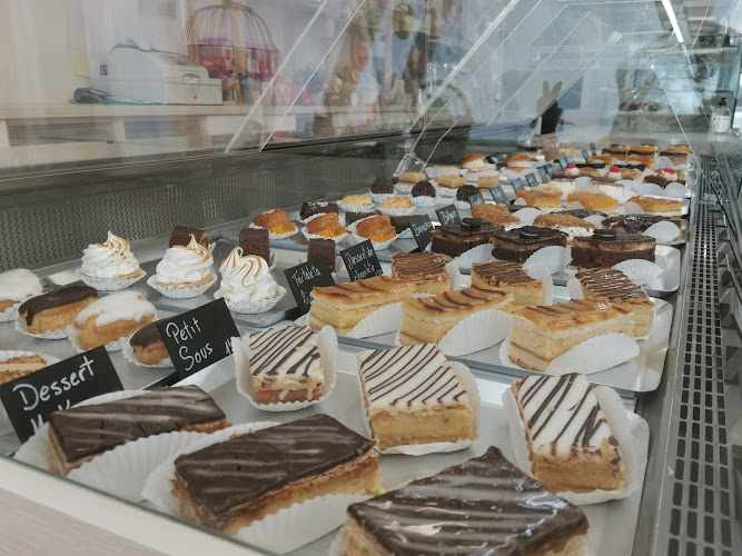 Fotografia tomada fuera de Pastelería López Echeto San Isidro - Pastelería en San Isidro, Santa Cruz de Tenerife