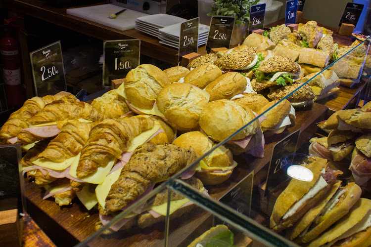 Fotografia tomada fuera de Panaria - cafeterías en Los Cristianos, Santa Cruz de Tenerife