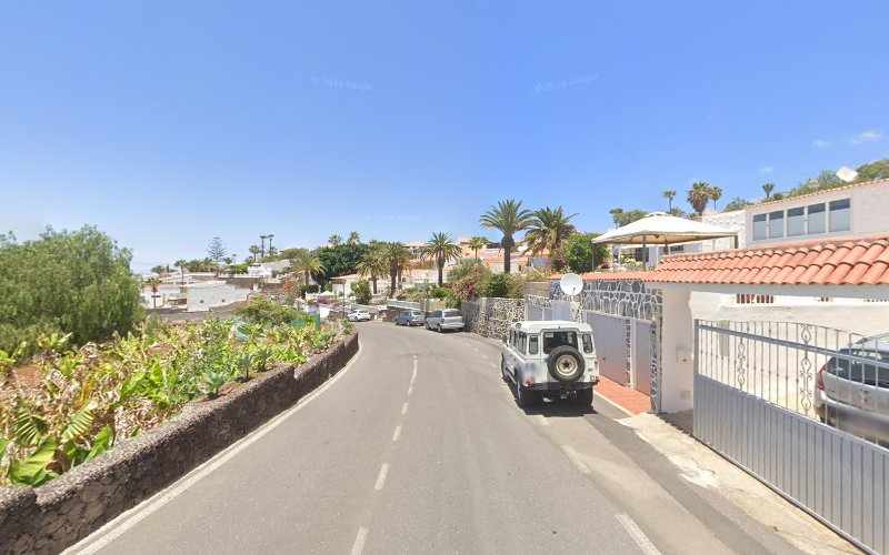 Fotografia tomada fuera de San Lorenzo - Panadería en Chayofa, Santa Cruz de Tenerife