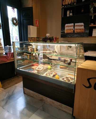 Fotografia tomada fuera de Santa Cruz 1951 - cafeterías en A Coruña, A Coruña
