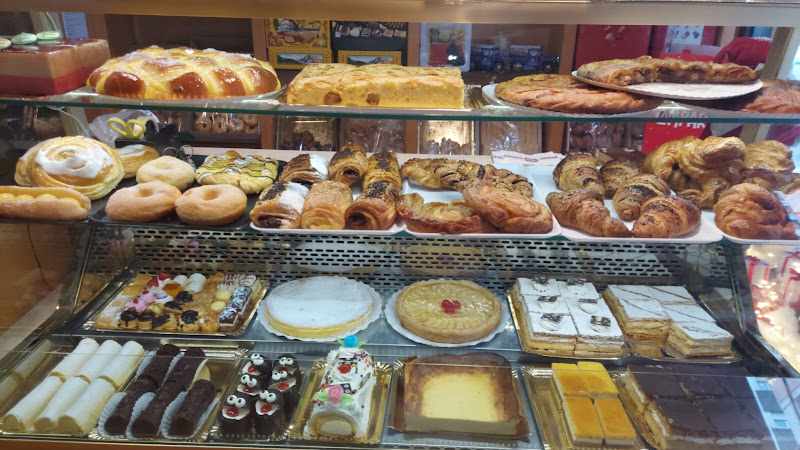 Fotografia tomada fuera de Panadería Angeles - Panadería en A Coruña, A Coruña