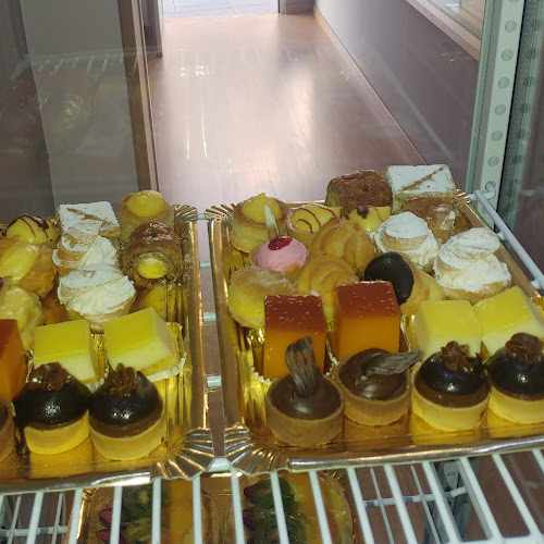 Fotografia tomada fuera de Panaderia Clásica (A Coruña) - Panadería en A Coruña, A Coruña