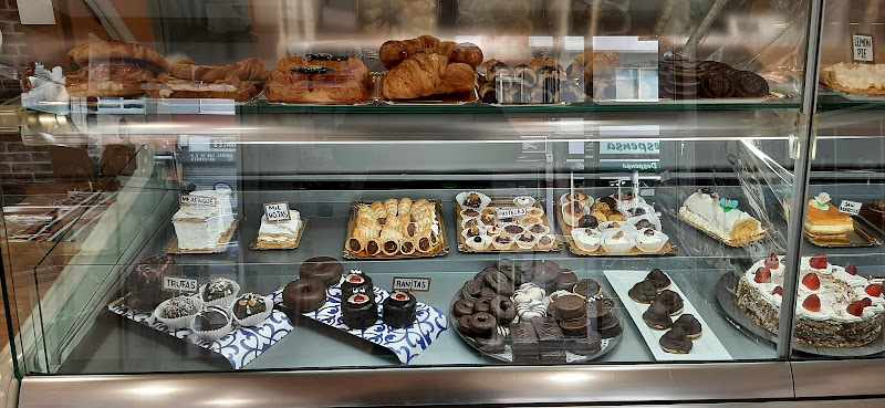 Fotografia tomada fuera de Dona Alma - Panadería en A Coruña, A Coruña