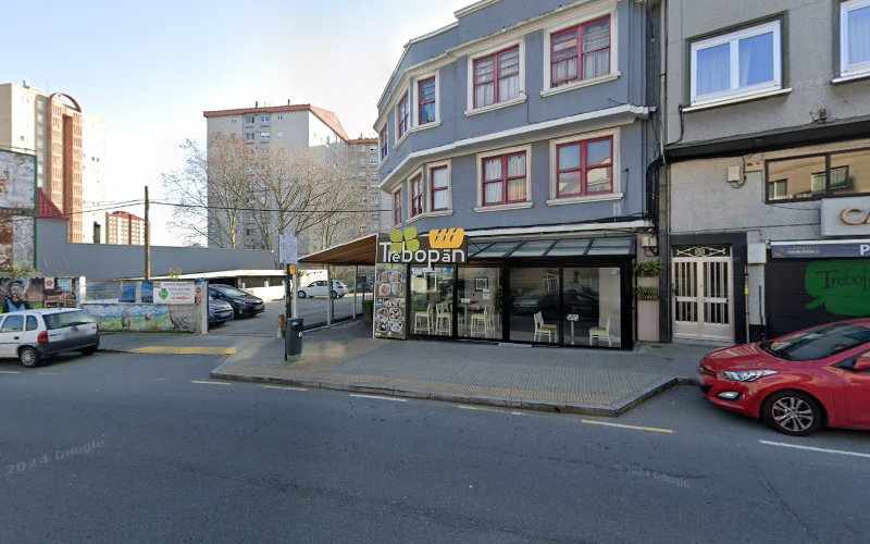 Fotografia tomada fuera de TREBOpan - Panadería en A Coruña, A Coruña
