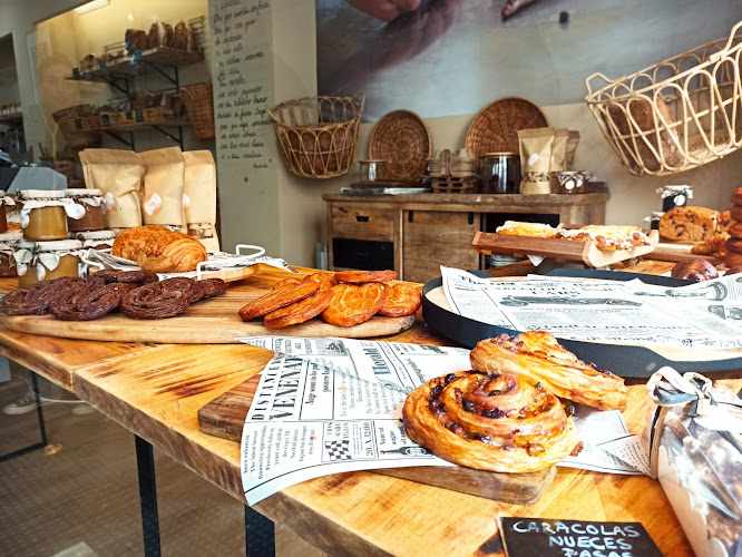 Fotografia tomada fuera de Pan e Canela - Panadería en A Coruña, A Coruña