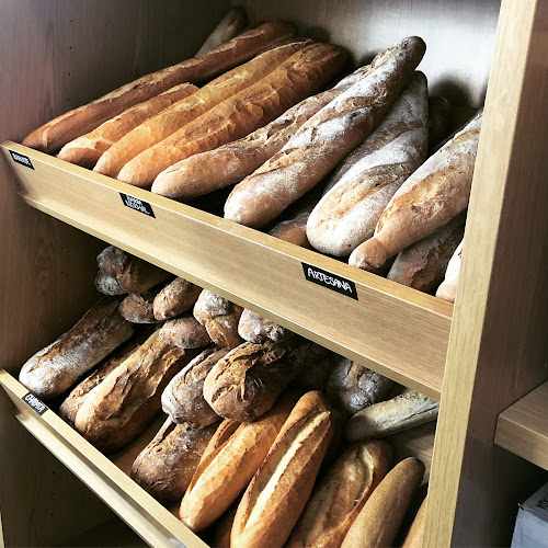 Fotografia tomada fuera de Panadería Riazor - Panadería en A Coruña, A Coruña