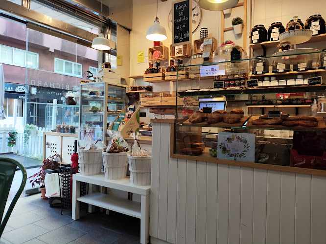 Fotografia tomada fuera de Bakery Richard - cafeterías en A Coruña, A Coruña