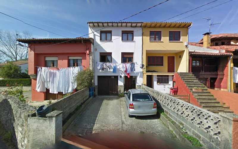 Fotografia tomada fuera de Paz Concepción Rodríguez González - Panadería en Llanes, Asturias