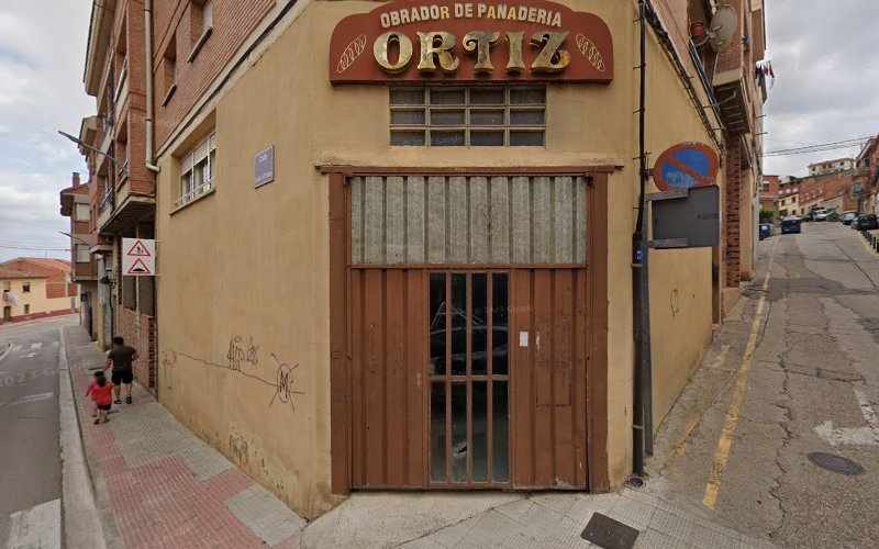 Fotografia tomada fuera de Panificadora de pan y bollería en La Rioja. PANADERIA ORTIZ, S.C. - Panadería en Villamediana de Iregua, La Rioja