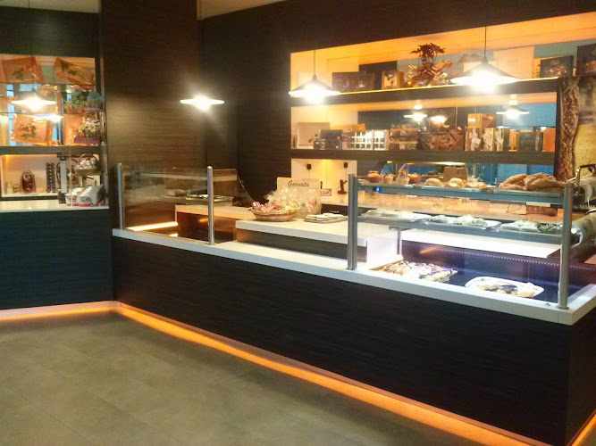 Fotografia tomada fuera de Gabari Gozotegia - Pastelería en Bermeo, Vizcaya