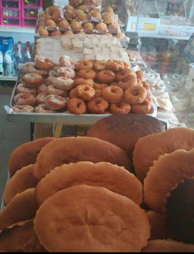 Fotografia tomada fuera de Panadería Raúl - Panadería en Moraleja del Vino, Zamora