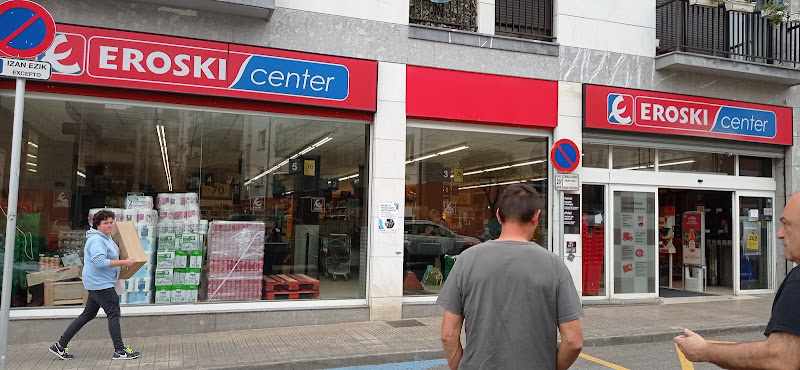 Fotografia tomada fuera de Eroski Center - Supermercado en Markina-Xemein, Vizcaya