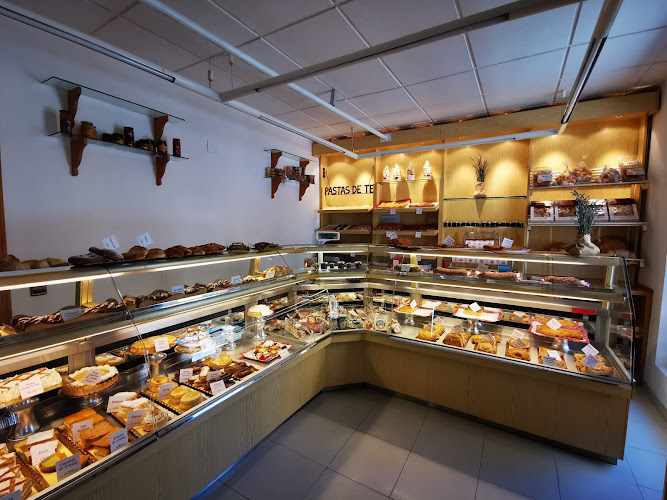 Fotografia tomada fuera de Pasteleria Ruralcorneja - Pastelería en Piedrahíta, Ávila