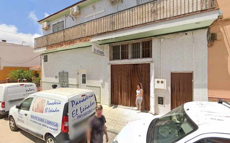 Fotografia tomada fuera de Panadería El Leñador - Panadería en Vélez-Málaga, Málaga