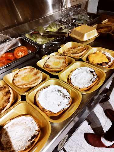 Fotografia tomada fuera de Can D'vera - restaurantes en Candeleda, Ávila