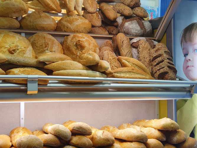 Fotografia tomada fuera de Salón de Té Carralero Panadería - Cafetería. - cafeterías en Cuenca, Cuenca