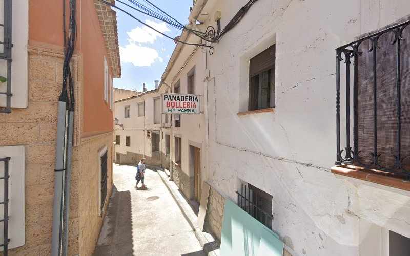 Fotografia tomada fuera de Panaderia Miguel parra - Panadería en Priego, Cuenca