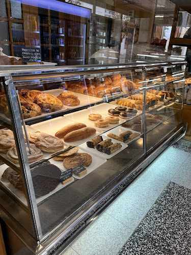 Fotografia tomada fuera de Panadería Saura - Panadería en Torre de la Horadada, Alicante