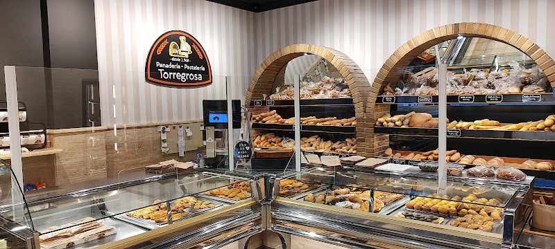 Fotografia tomada fuera de Panadería Torregrosa - Panadería en Torrevieja, Alicante