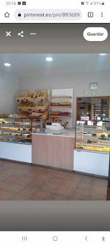 Fotografia tomada fuera de Pastelería Panadería Maní - Pastelería en Calahorra, La Rioja